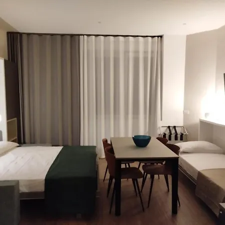 Atmosfere Sul Viale - In *